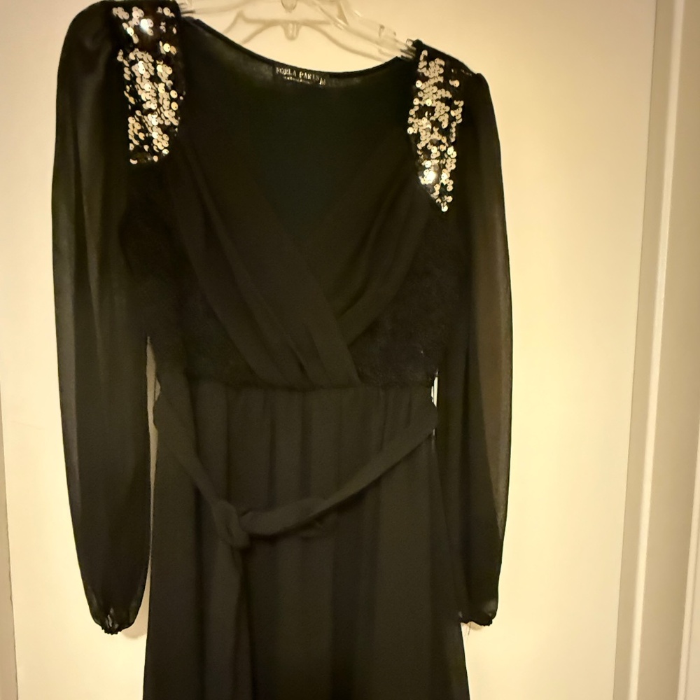 2026 PRICE REDUCTION:  FORLA PARIS MEDIUM LBD With BLING!!